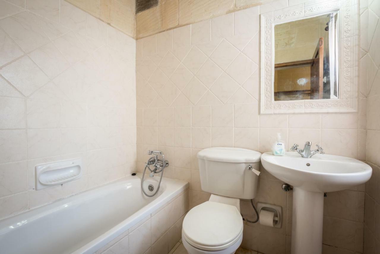 Valley View - Holiday Farmhouse With Private Pool Nadur Εξωτερικό φωτογραφία